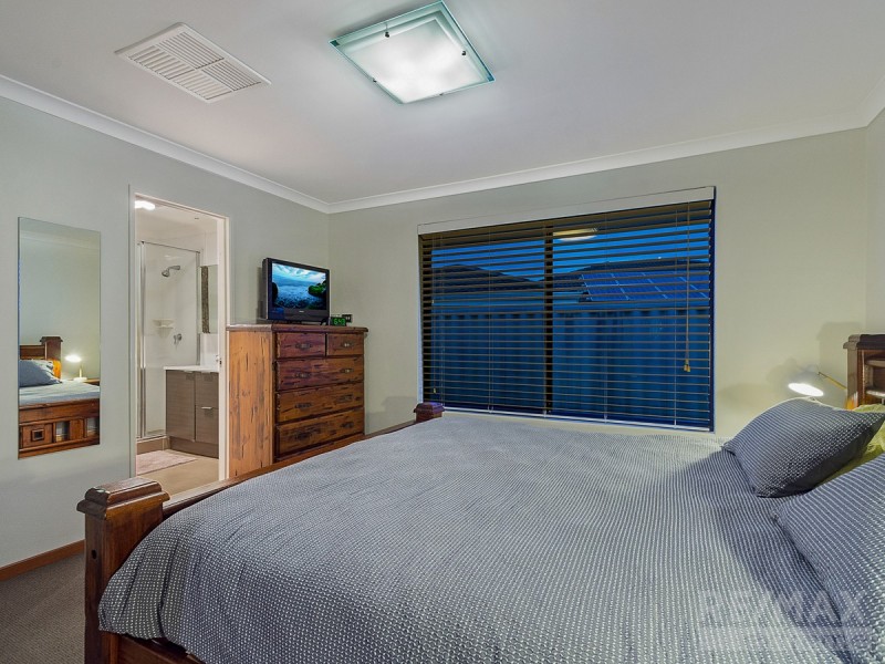 10 Ailsacraig Ramble, Kinross WA 6028