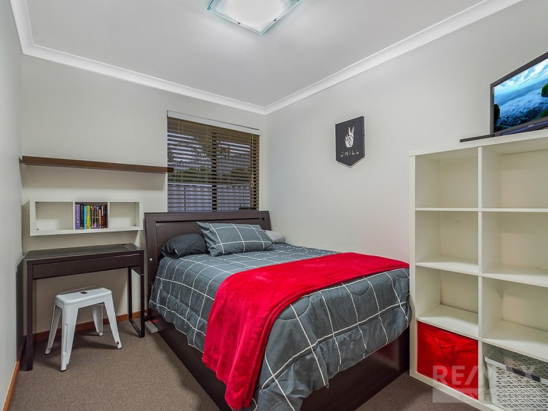 10 Ailsacraig Ramble, Kinross WA 6028