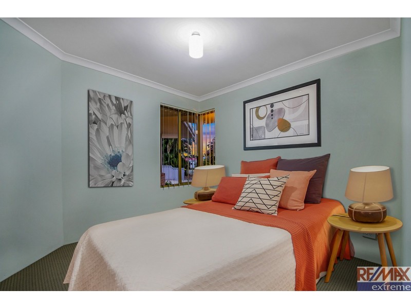 21 St Ives Drive, Yanchep WA 6035