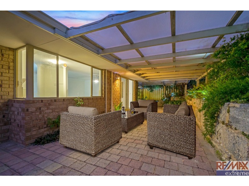 21 St Ives Drive, Yanchep WA 6035