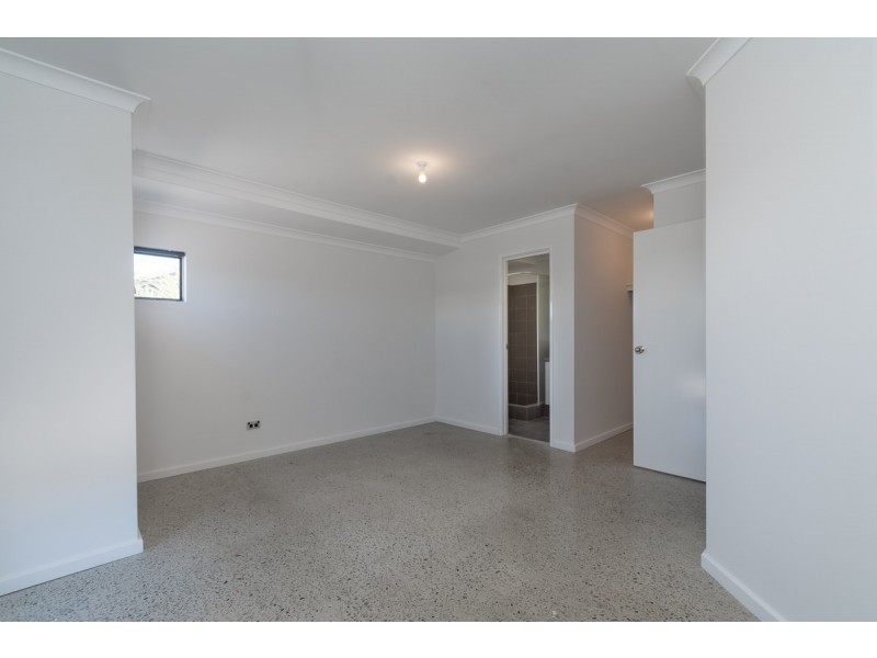 9 Dirleton Loop, Butler WA 6036