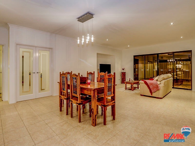 194 Lagoon Drive, Yanchep WA 6035