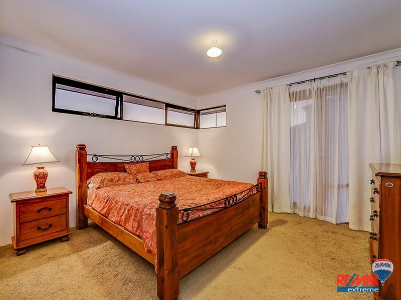 194 Lagoon Drive, Yanchep WA 6035