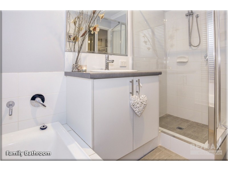 24 Waypoint Mews, Alkimos WA 6038