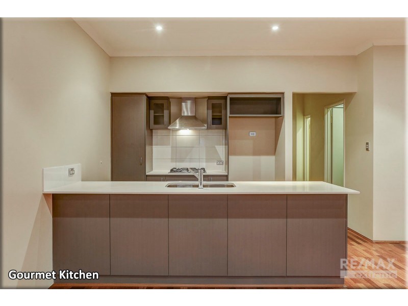 55B Helmsdale Loop, Butler WA 6036