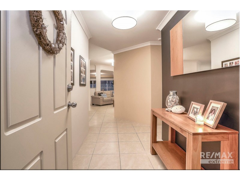 27 Silverton Avenue, Butler WA 6036