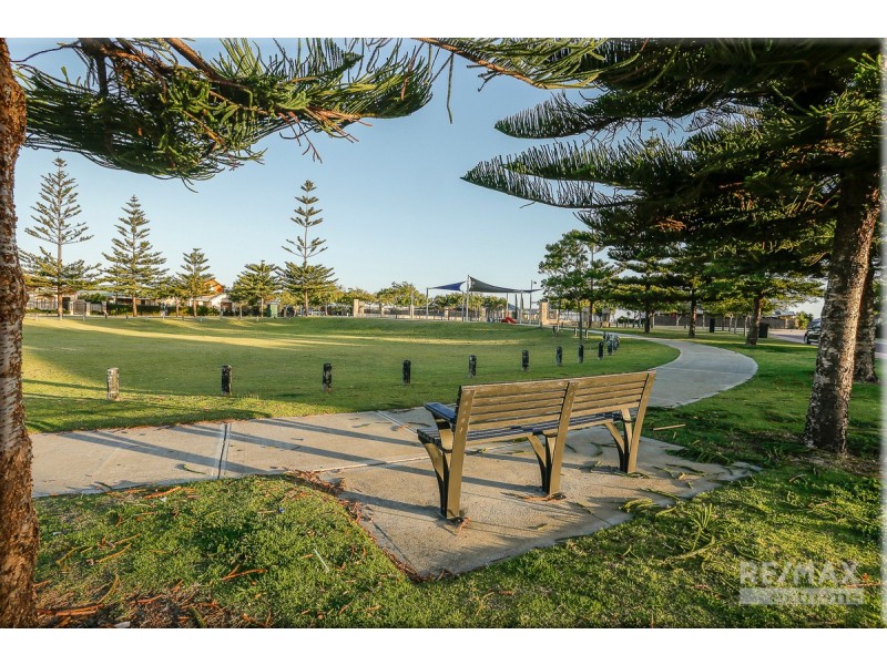 27 Silverton Avenue, Butler WA 6036