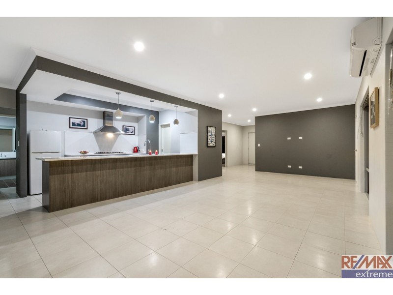 23 Sugarbush Way, Yanchep WA 6035