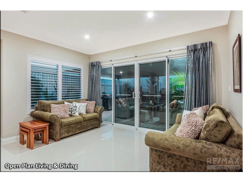 4 Course Way, Alkimos WA 6038