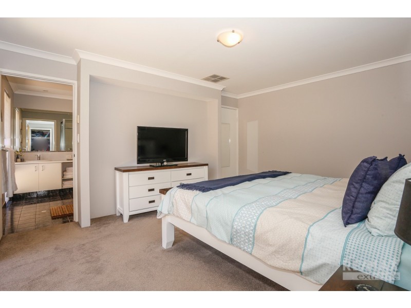 3 Agnes Way, Quinns Rocks WA 6030