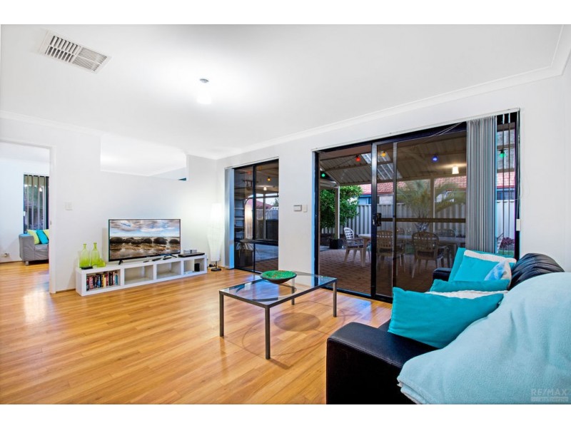 5 Tidworth Elbow, Butler WA 6036