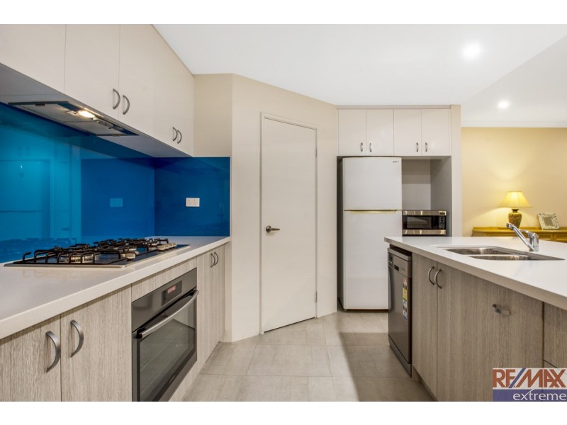 35 Trumpeter Parade, Yanchep WA 6035