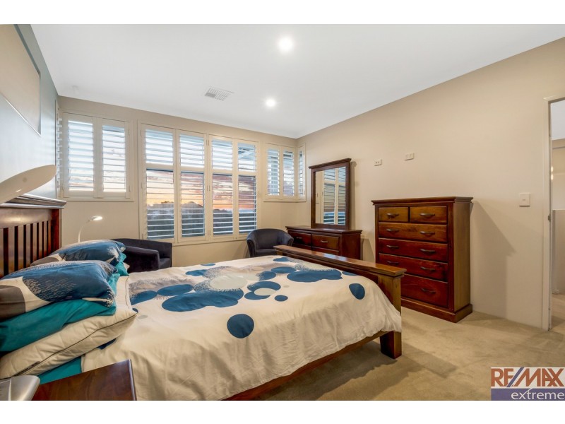 35 Trumpeter Parade, Yanchep WA 6035