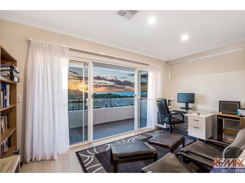 35 Trumpeter Parade, Yanchep WA 6035