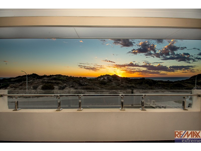 35 Trumpeter Parade, Yanchep WA 6035