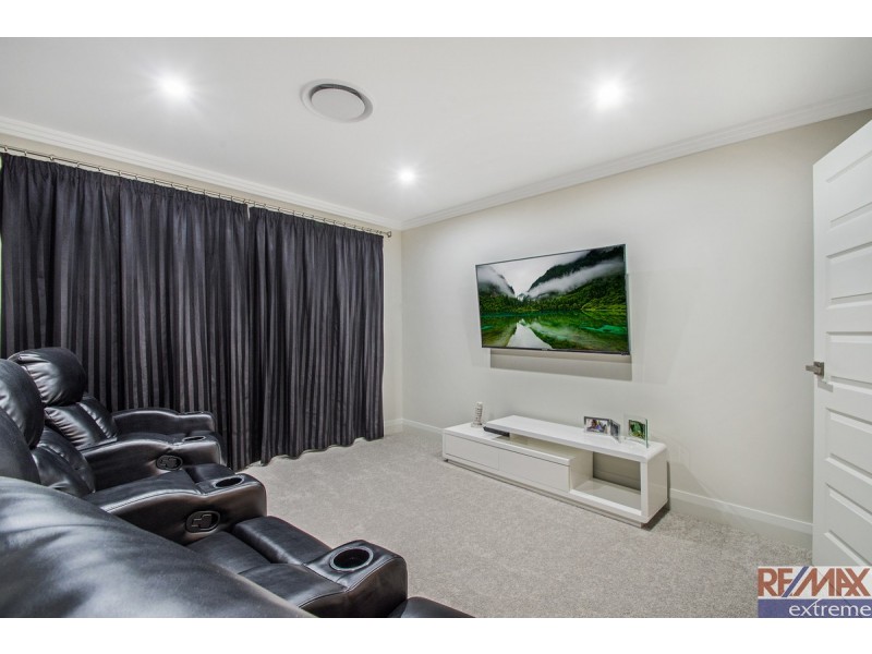 16 Blackwood Meander, Yanchep WA 6035