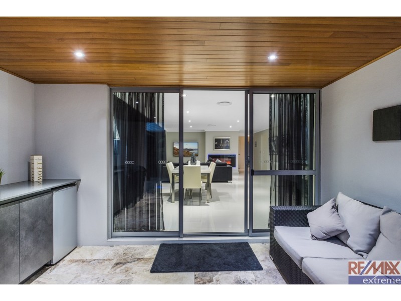 16 Blackwood Meander, Yanchep WA 6035