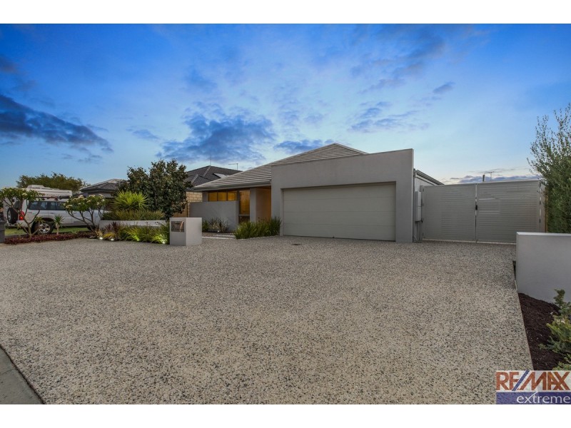 16 Blackwood Meander, Yanchep WA 6035