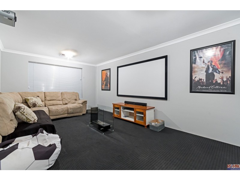 12 Garigal Street, Yanchep WA 6035