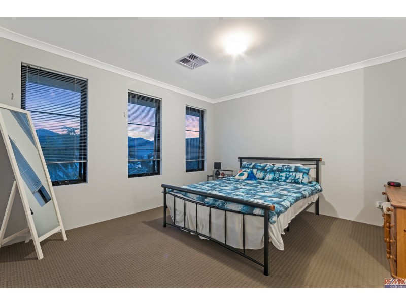 12 Garigal Street, Yanchep WA 6035