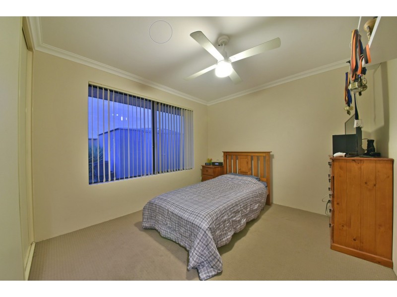 21 Helmsdale Loop, Butler WA 6036