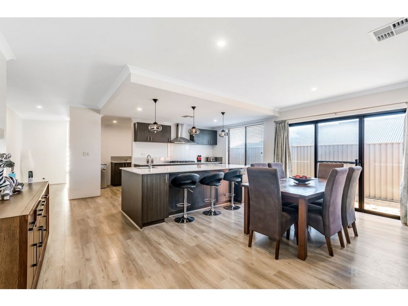 21 Gamboge Street, Eglinton WA 6034