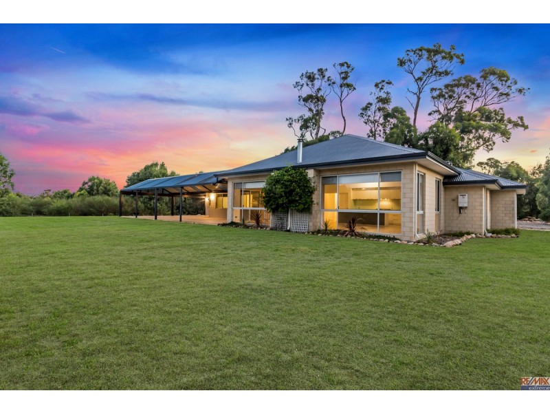 74 Cinnamon Meander, Two Rocks WA 6037