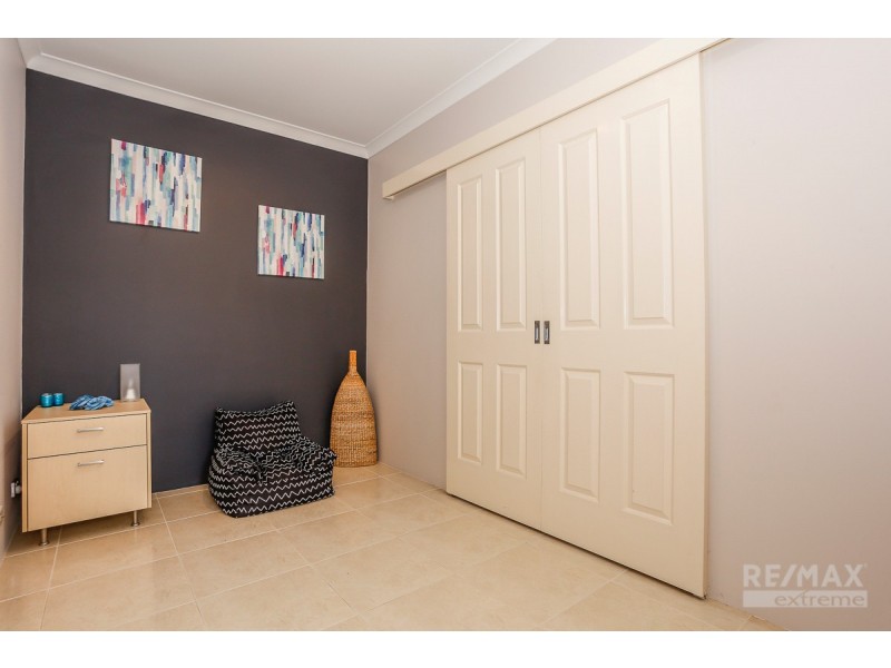 9 Seaspray Crescent, Jindalee WA 6036