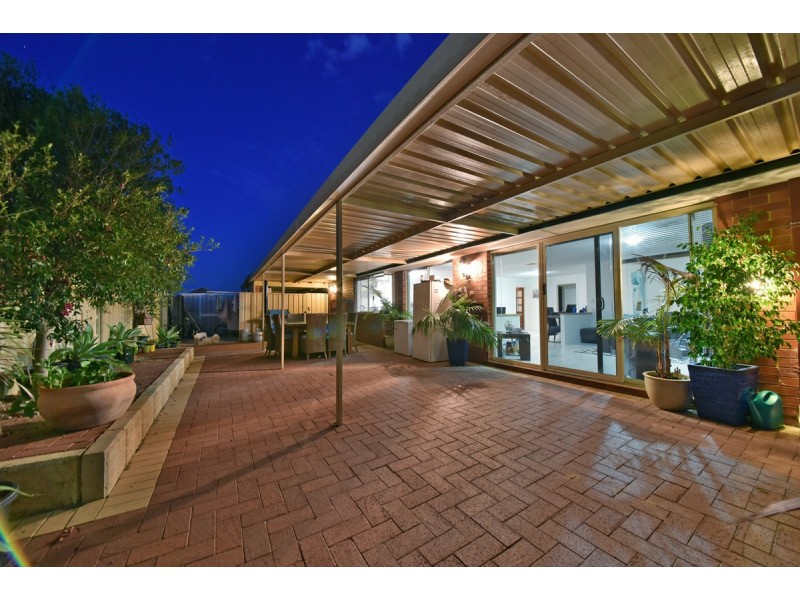 4 Buckden Street, Butler WA 6036