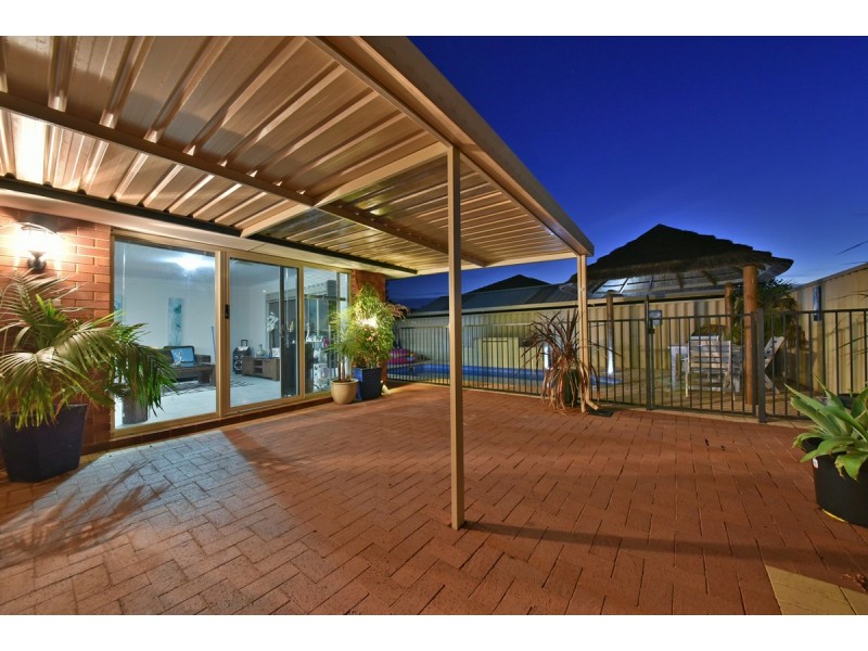 4 Buckden Street, Butler WA 6036