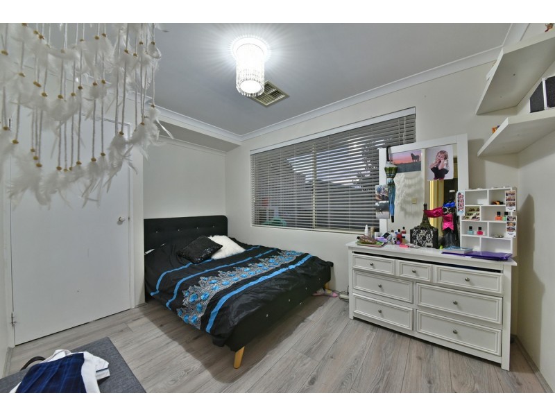 4 Buckden Street, Butler WA 6036