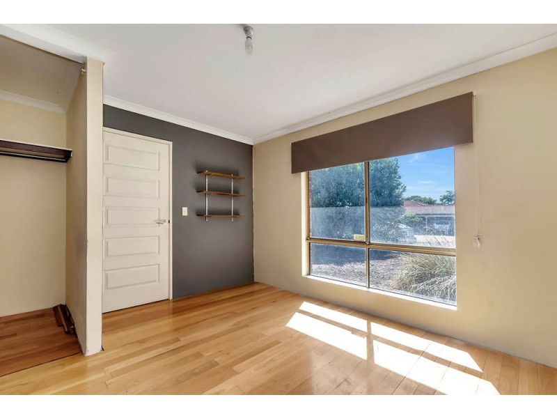 16 Sandon Elbow, Merriwa WA 6030