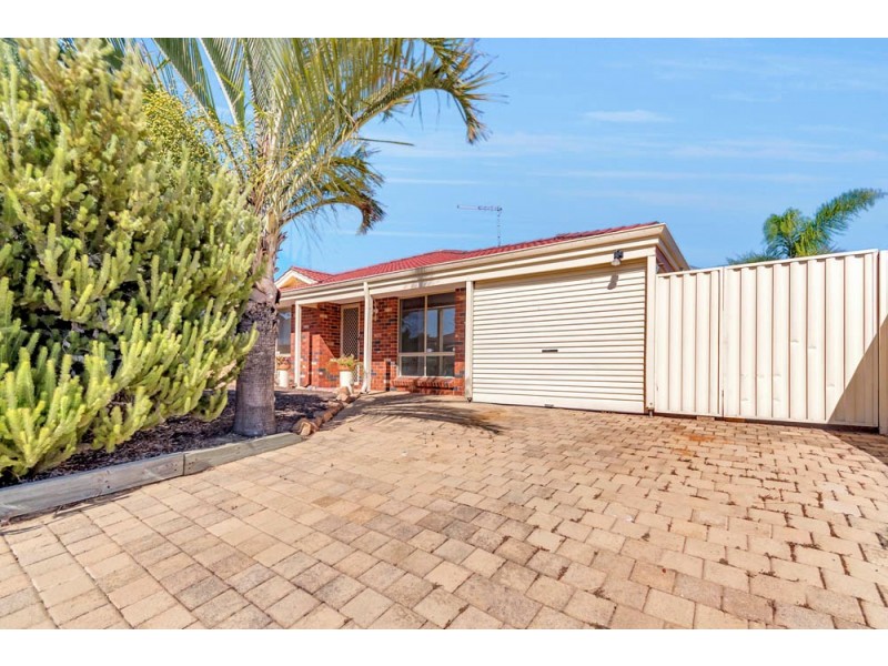 16 Sandon Elbow, Merriwa WA 6030