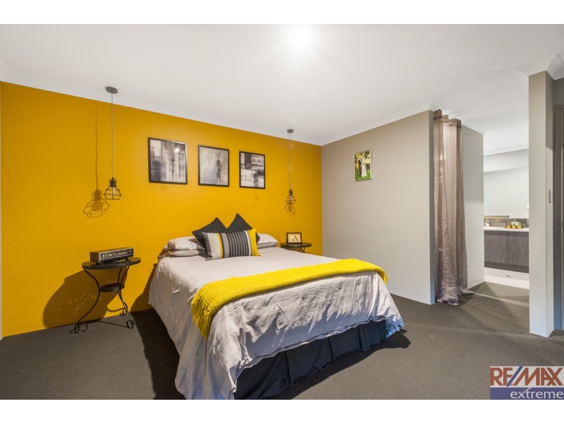 2 Flyer Street, Yanchep WA 6035