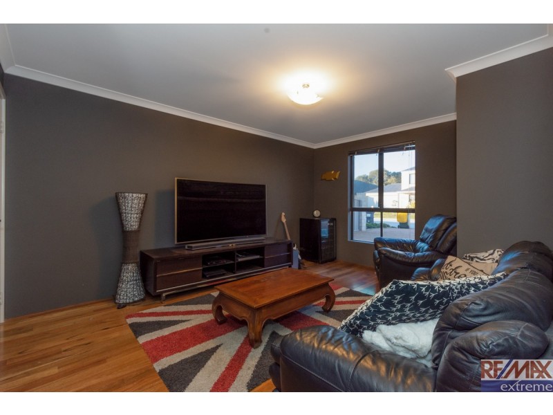 8 Cobia Vista, Yanchep WA 6035