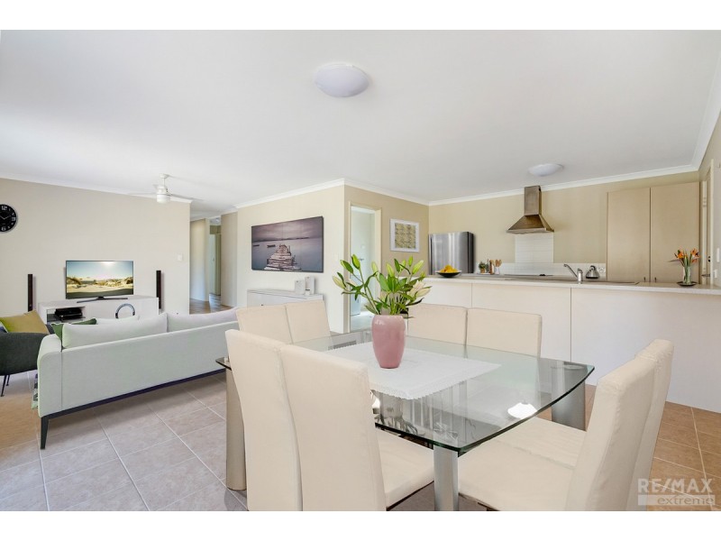 28 Ravensbourne Street, Yanchep WA 6035