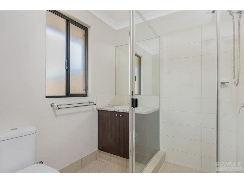 28 Ravensbourne Street, Yanchep WA 6035