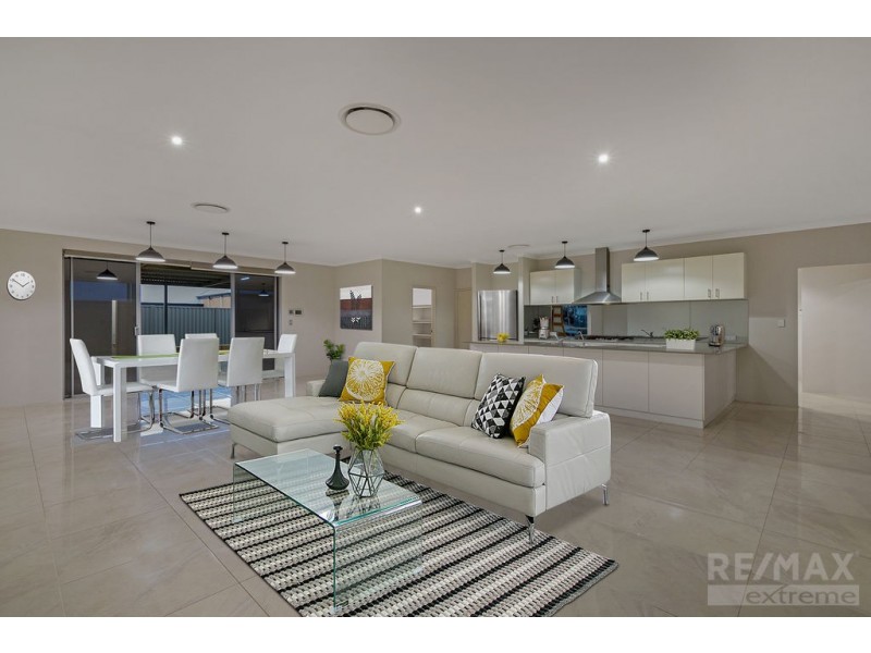 18 Myrlea Trail, Alkimos WA 6038