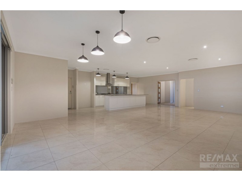 18 Myrlea Trail, Alkimos WA 6038