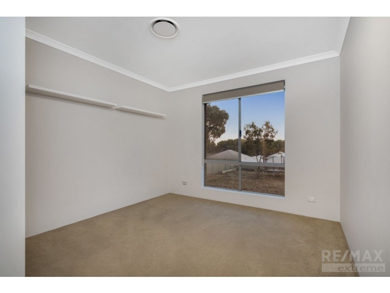 18 Myrlea Trail, Alkimos WA 6038