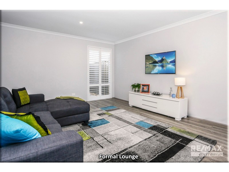 11 Everingham Street, Clarkson WA 6030