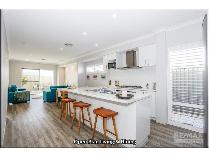 11 Everingham Street, Clarkson WA 6030