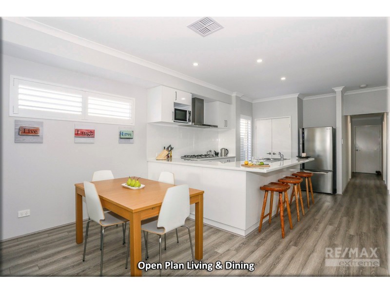 11 Everingham Street, Clarkson WA 6030