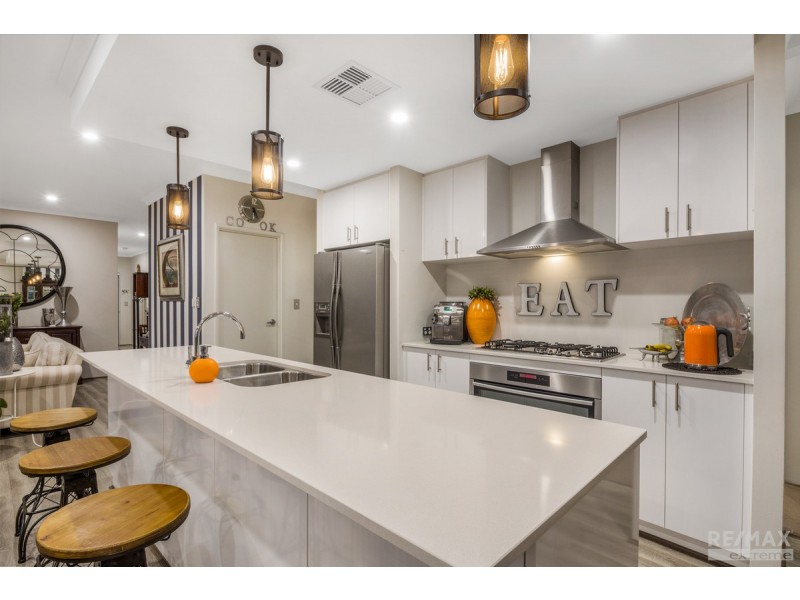 9 Spindle Grove, Jindalee WA 6036