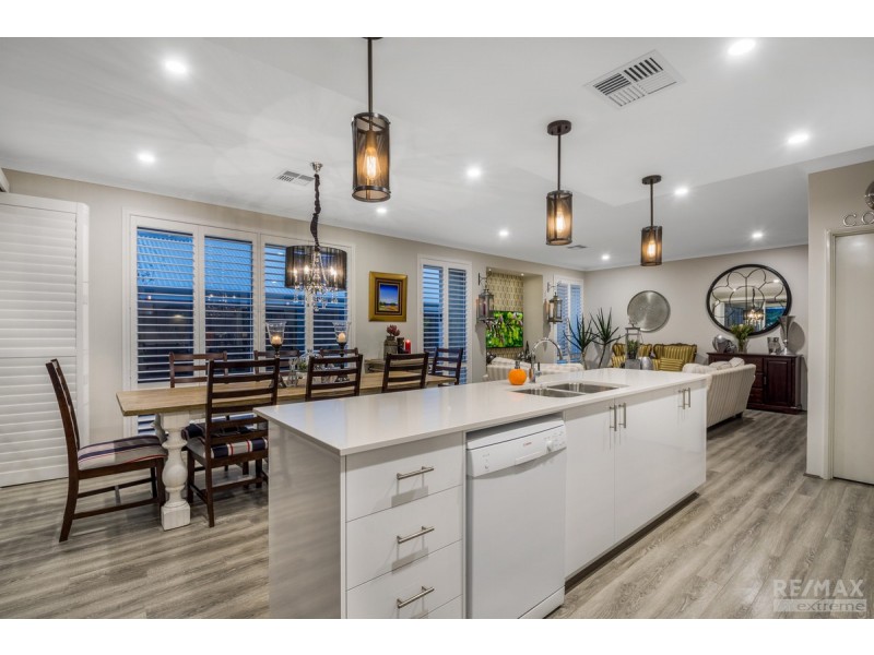 9 Spindle Grove, Jindalee WA 6036