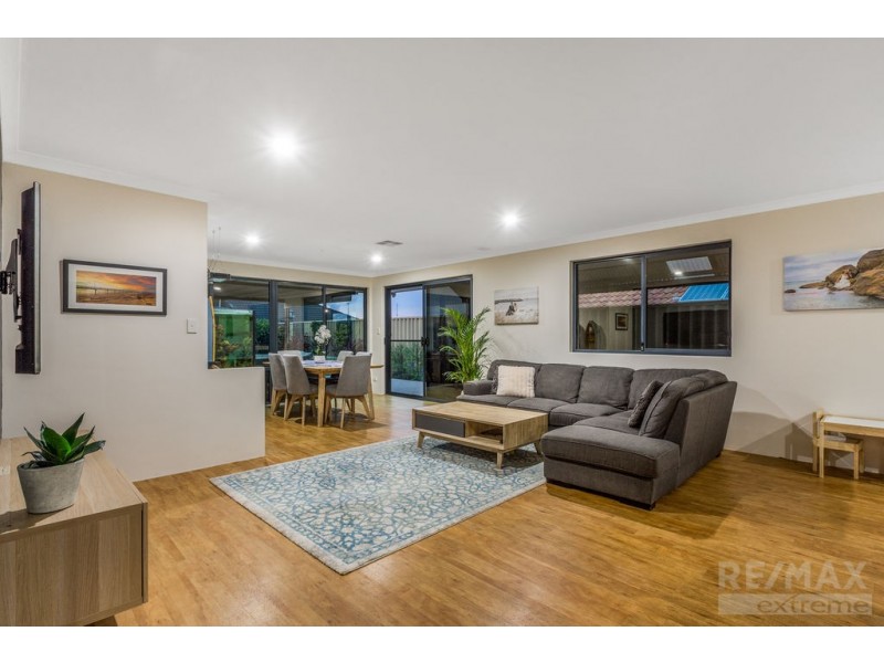 21 Upham Brace, Butler WA 6036