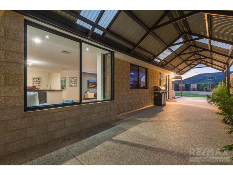 21 Upham Brace, Butler WA 6036