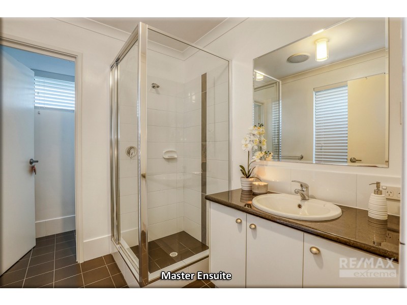 6 Columbia Crescent, Alkimos WA 6038