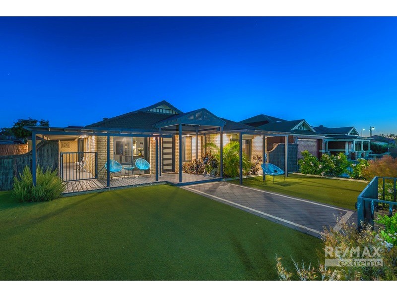 2 Foxton Way, Butler WA 6036