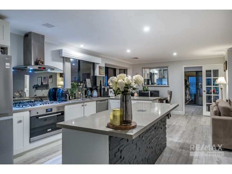 2 Foxton Way, Butler WA 6036